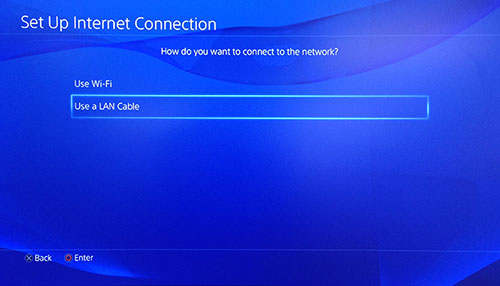 PlayStation Internet-verbindingsscherm instellen met LAN-kabel gebruiken geselecteerd.